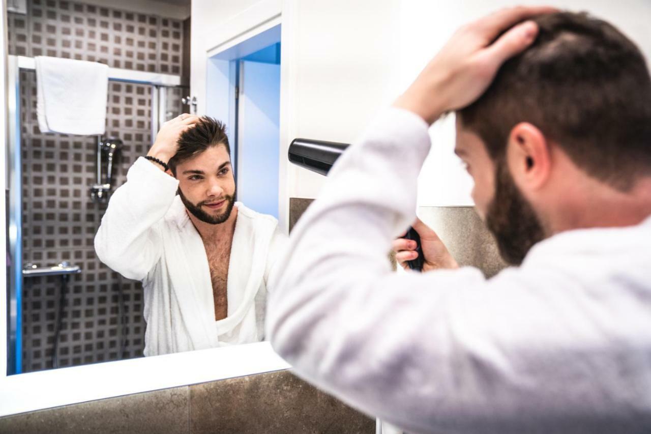 B City Hotel Bardolino Buitenkant foto