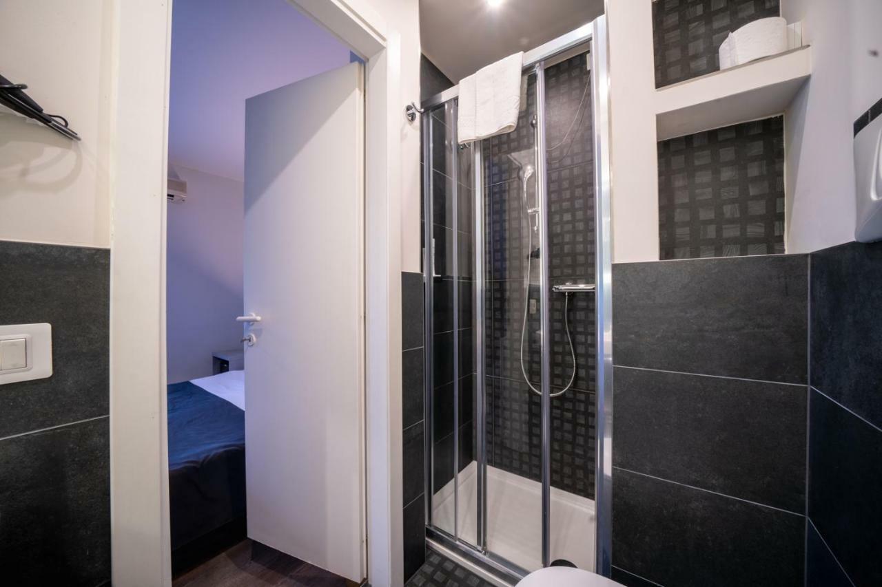 B City Hotel Bardolino Buitenkant foto